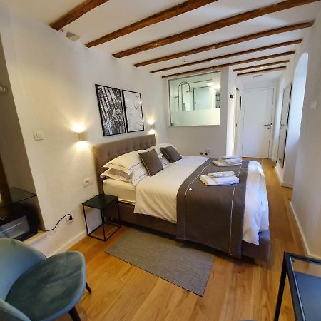The Suites At Central Split Bagian luar foto