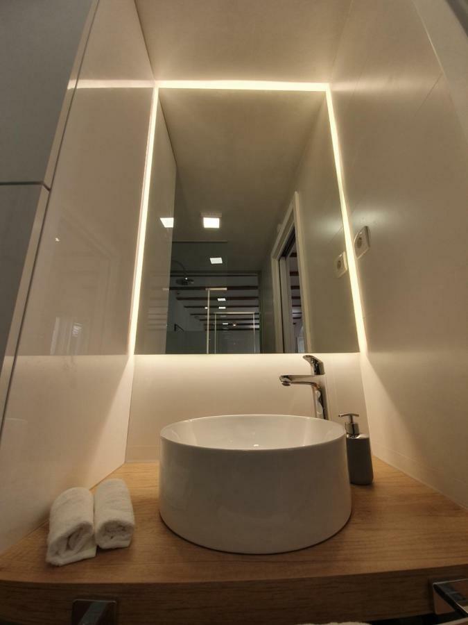 The Suites At Central Split Bagian luar foto